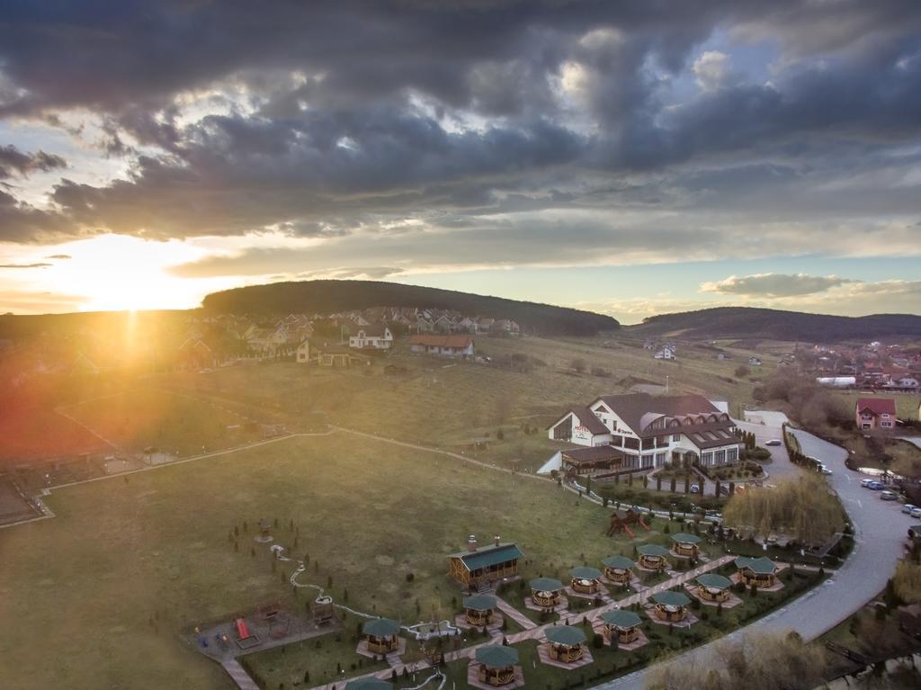 Complex Turistic Darina Sancraiu De Mures Ngoại thất bức ảnh